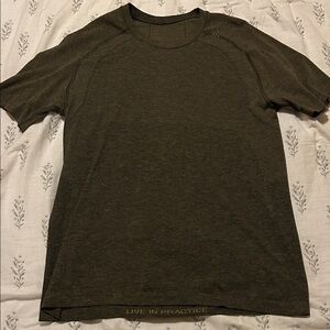 Men's Crew Neck Short Sleeve Shirt - Olive Green